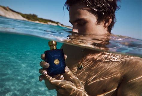 versace dylan blue a que huele|Versace pour homme.